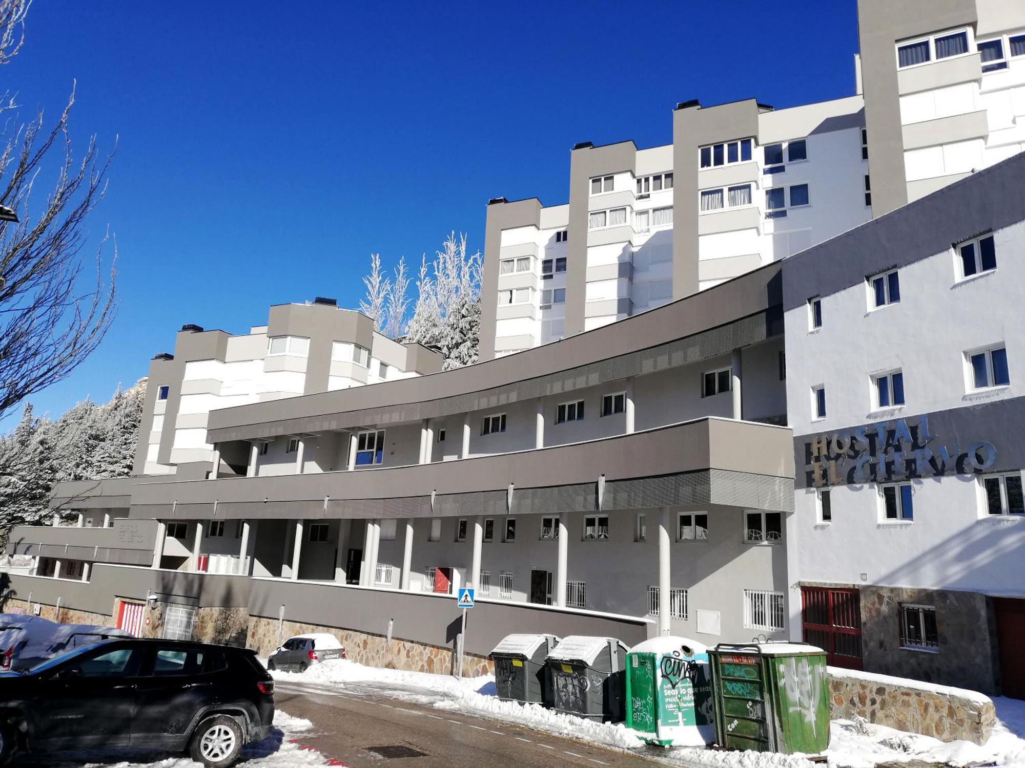 Apartamento Penibetico 3 Dormitorios, 2 Banos, Vistas, Wifi Y Parking By Surynieve Sierra Nevada Exterior photo